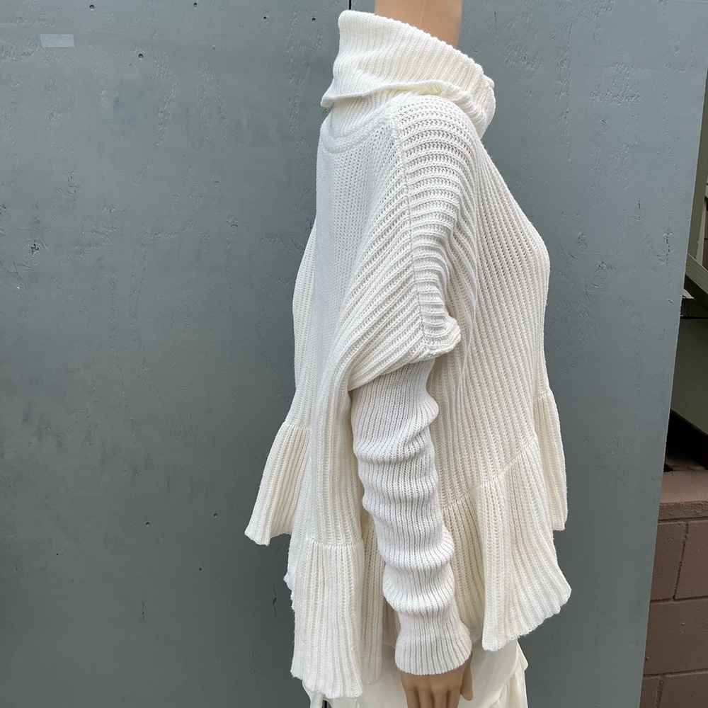 Free People Layer Cake Turtleneck Size M Sweater Bohemian Oversized Cabincore - Picture 4 of 10